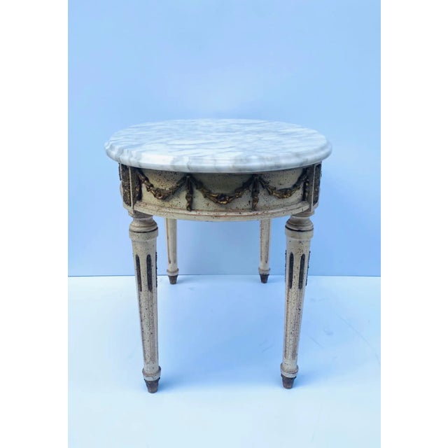 Italian Marble Cocktail Table, Neoclassical Style, Circa Mid-20th Century, Italy For Sale In New York - Image 6 of 8