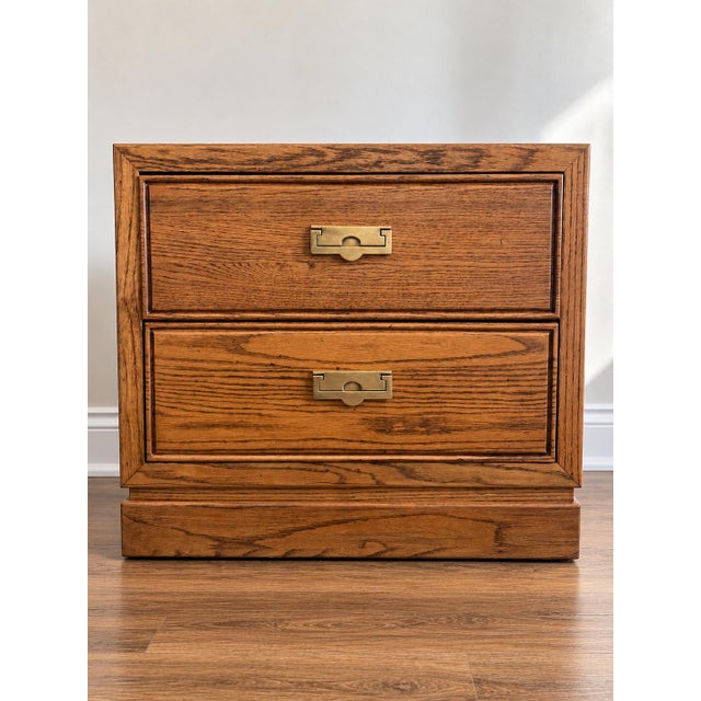Thomasville Vintage Thomasville Campaign Nightstand Pair For Sale - Image 4 of 13
