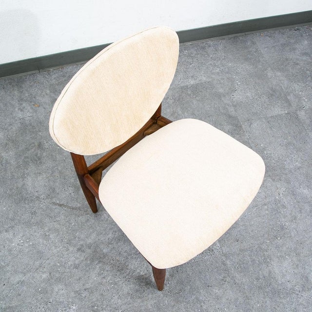 Off-white Mid Century Danish Modern Dining Chair John Stuart Wood Walnut Off White Cream For Sale - Image 8 of 12