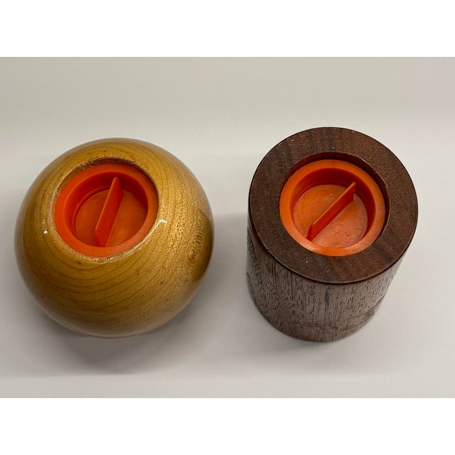 Mid-Century Modern Geometric Two-Tone Nesting Wood Salt and Pepper Shakers For Sale - Image 11 of 12