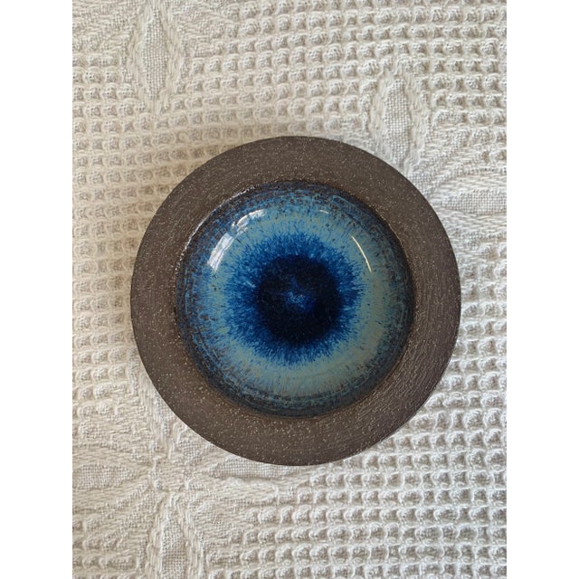 Dish / bowl by Michael Andersen & Son for Bornholm. 1950/1960 – Denmark. Model 6140-2 Unglazed raw ceramic on the exterior...