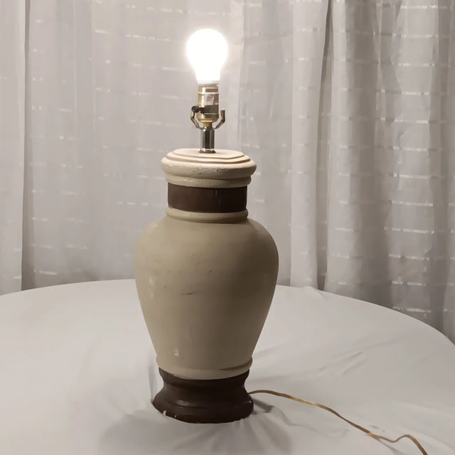 Vintage MCM Cream and Brown Color Ginger Jar Ceramic Table Lamp. This lamp is wonderful for either a traditional style or...