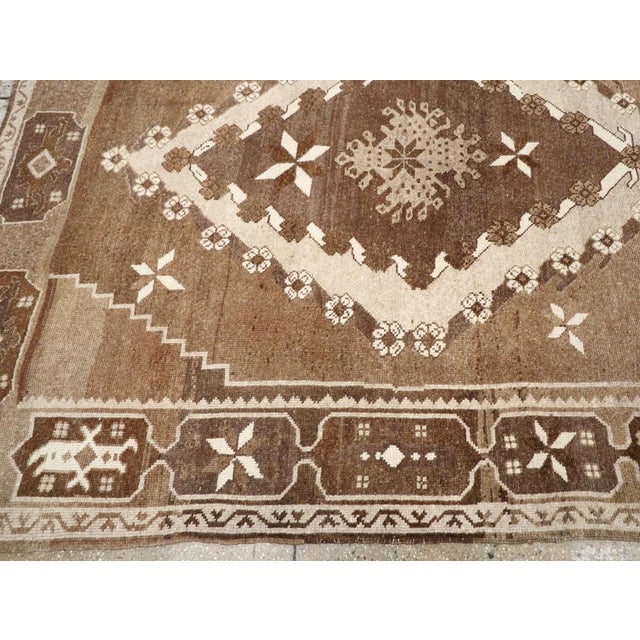 Mid 20th Century Galerie Shabab Collection Mid-20th Century Turkish Anatolian Room Size Carpet For Sale - Image 5 of 8
