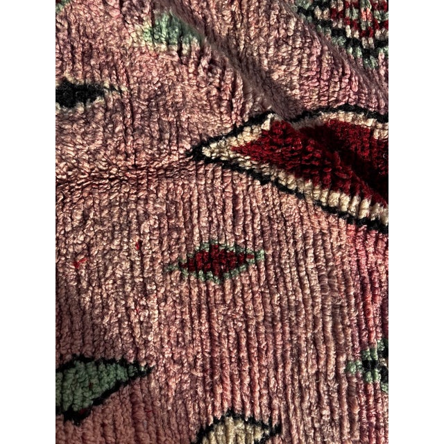 Moroccan Boujad Wool Rug, 1990 For Sale - Image 4 of 9