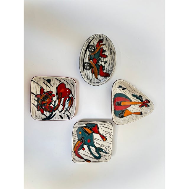 Set of Four Italian Leather-Backed Ceramic Dishes Florence, Circa 1950 For Sale - Image 15 of 18
