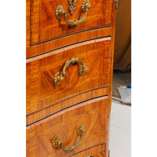 Striking French Louis XV Style Marble-Top Commode With Geometric Parquetry & Ormolu Mounts, Mid-20th Century For Sale - Image 4 of 6