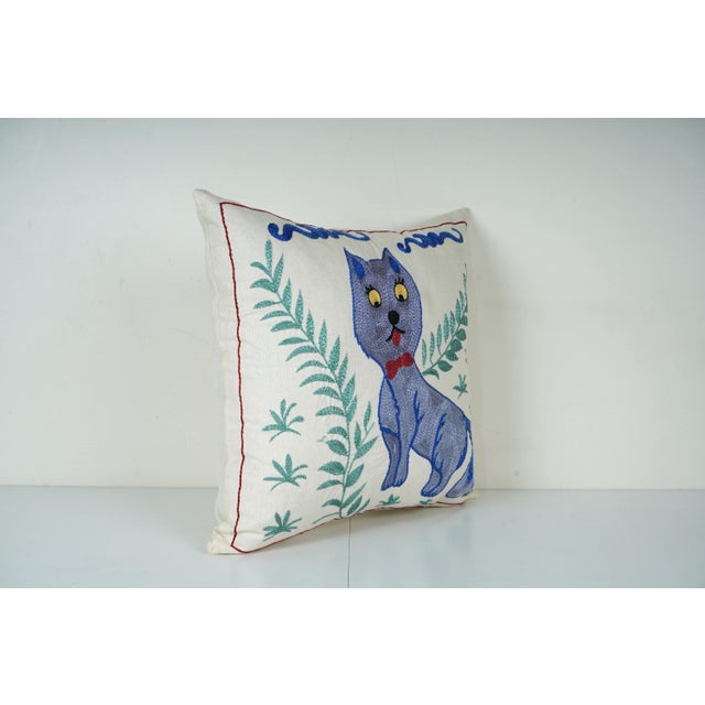 Uzbek Suzani Pillow Cover Elevate your home decor with our Turkish Suzani Pillow Cover, featuring exquisite vintage Uzbek...