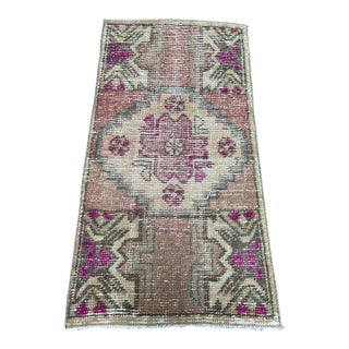 Turkish Yastik Rug 1'8" x 2'11" For Sale