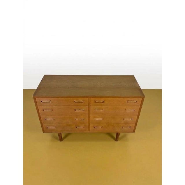 Danish Oak Double Sideboard with Drawers by Hundevad, 1960s For Sale - Image 4 of 5