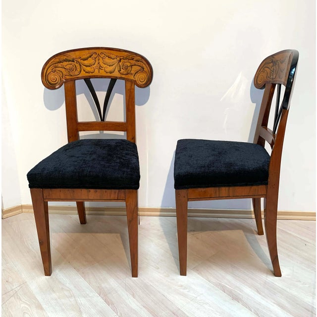 Set of Pair of Biedermeier Shovel Chairs, Walnut, Ink Painting, South Germany, 1830s For Sale - Image 4 of 18