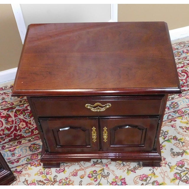 Thomasville Cherry Queen Anne Nightstands | Chairish