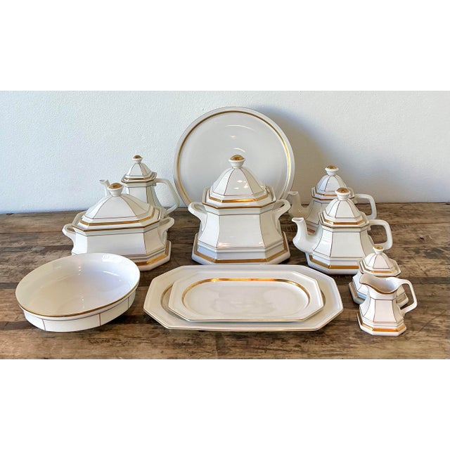 Hollywood Regency Vintage Italian Gallerie De Porcelaine “Lombardi Medici” Serving Set of 11 For Sale - Image 3 of 9