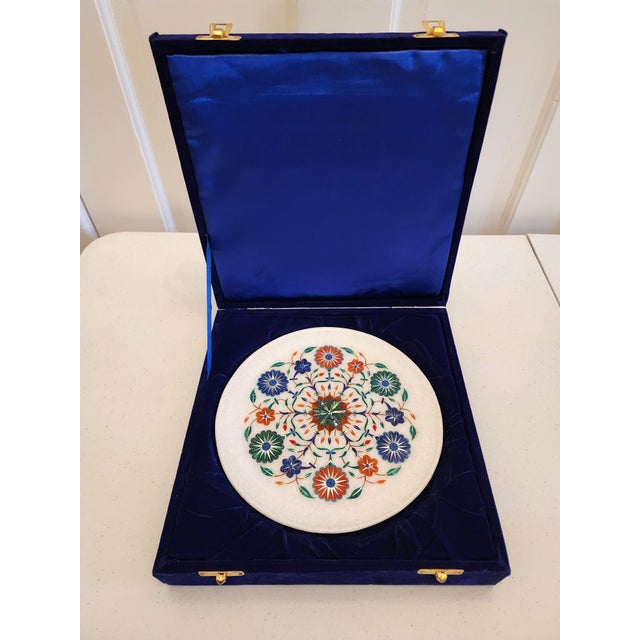 Vintage Pietra Dura White Marble and Semi-Precious Stone Floral Inlay Decorative Plate For Sale - Image 4 of 9
