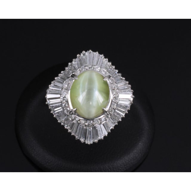 Late 20th Century Rare 8.95ct Natural Chrysoberyl Cat's Eye 2.60ct Diamond Platinum Ring Size 6.5 For Sale In New York - Image 6 of 18