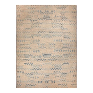 Nazmiyal Collection Oversized Modern Zigzag Design Rug For Sale