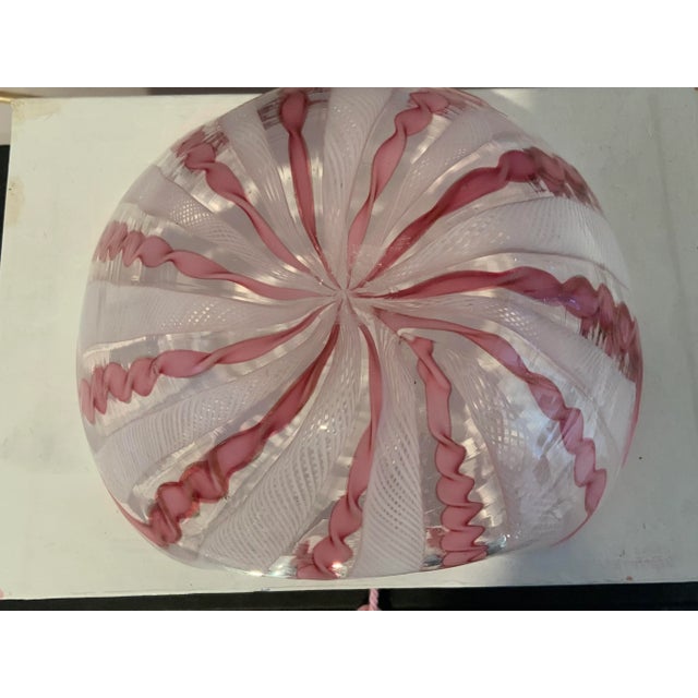 Glass Murano Fratelli Toso Venetian Pink and White Ribbon Bowl For Sale - Image 7 of 9