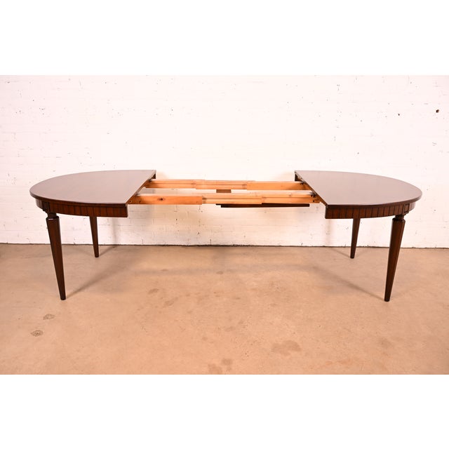Brown Henredon French Regency Louis XVI Mahogany Extension Dining Table, Newly Refinished For Sale - Image 8 of 18