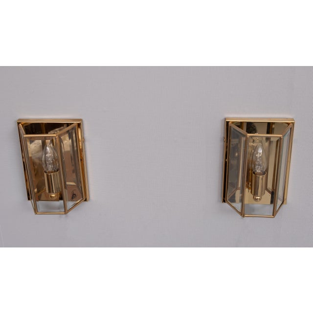 Hollywood Regency Brass Wall Lamps, 1970s, Set of 2 For Sale - Image 4 of 5