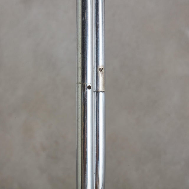 White Squiggle Floor Lamp with Stone Base, Italy 1970s For Sale - Image 11 of 11