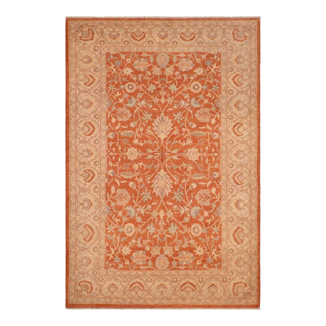 Shabby Chic Ziegler Rust Beige Hand-Knotted Wool Rug - 6'1'' X 9'3'' For Sale