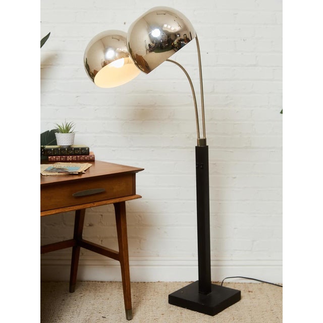 Mid 20th Century Vintage Chrome Double Headed Floor Lamp For Sale - Image 5 of 10