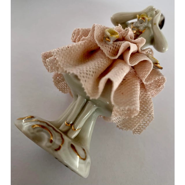 Pink Vintage Dresden Rococo-Style Petite Porcelain Figurines Dancing in Lace Skirts, Mid-1990s by Germany’s Porzellanfabrik Unterweißbach- a Paiir For Sale - Image 8 of 10