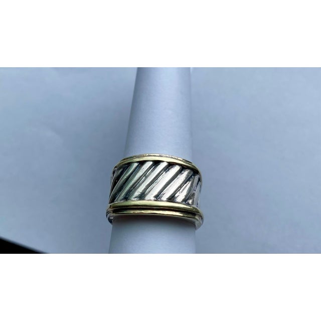 Silver Vintage David Yurman Sculpted Cable Ring, Sterling Silver & 14kt Yellow Gold, Size 8, Two-Tone Statement For Sale - Image 8 of 8
