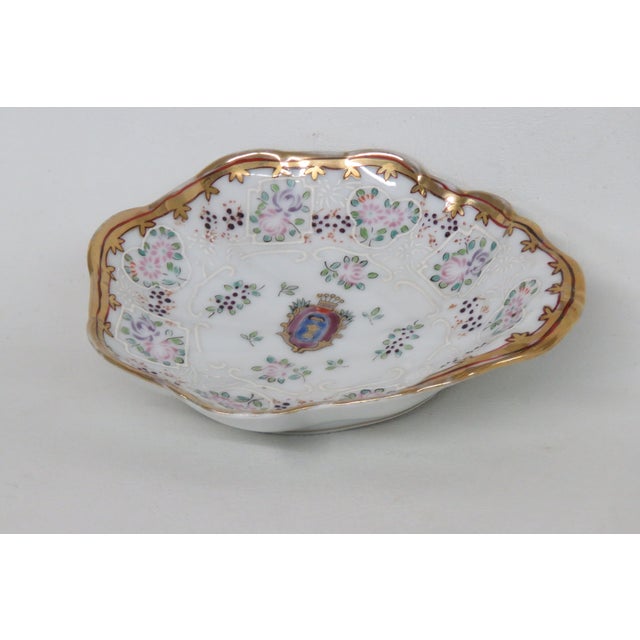 Gilt Hand Painted Flowers Raised Design Trinket Bowl 4594b For Sale - Image 16 of 18