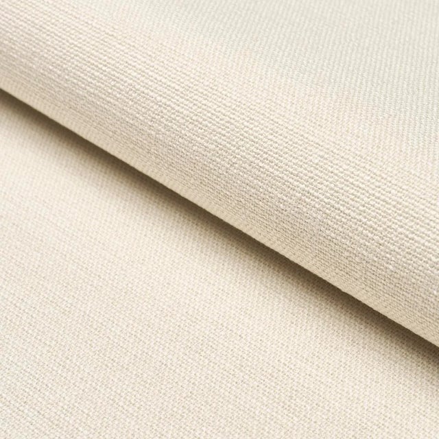 SAMPLE - Schumacher Lily Indoor/Outdoor Fabric In Ivory For Sale