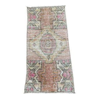 Turkish Yastik Rug 1'4" x 2'10" For Sale