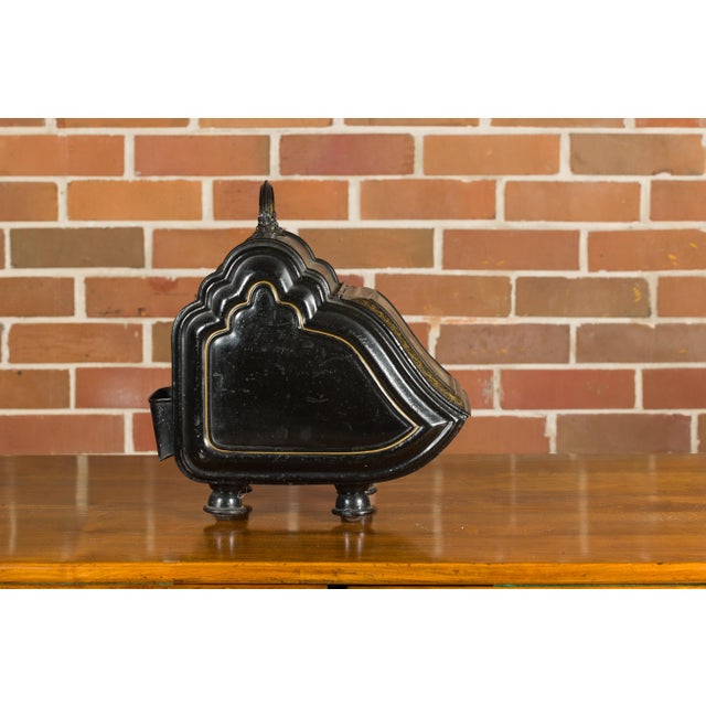 English Victorian Period 1880s Black Coal Box with Hand-Painted Dog Motif For Sale - Image 10 of 12