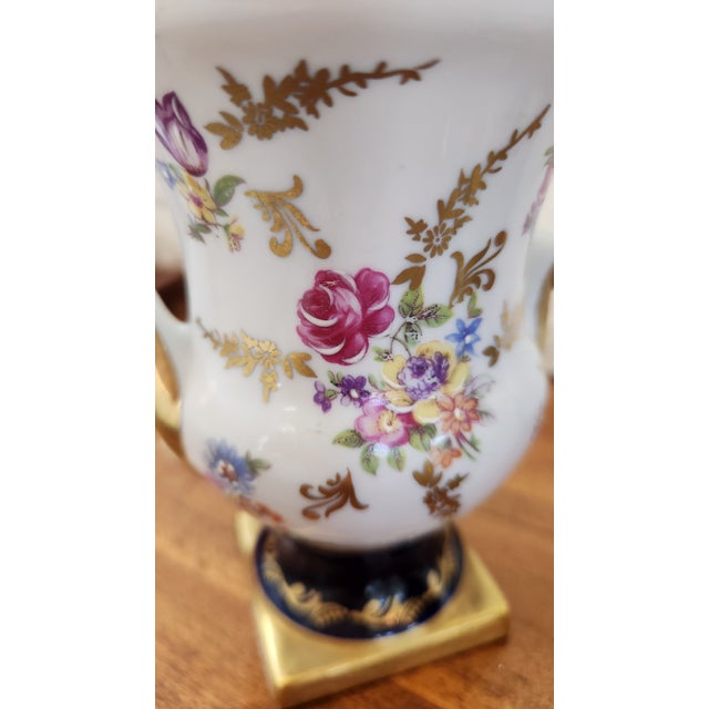 White Vintage Continental Cobalt & Gilt Porcelain Covered Urns, Sèvres Style — A Pair For Sale - Image 8 of 18