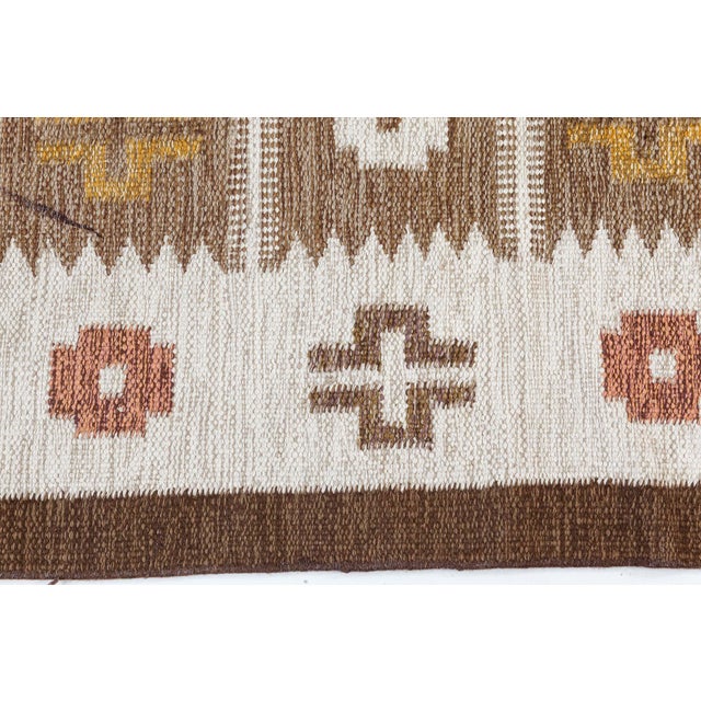 Doris Leslie Blau Vintage Scandinavian Flat-Weave Rug in Earth Tones For Sale In New York - Image 6 of 7