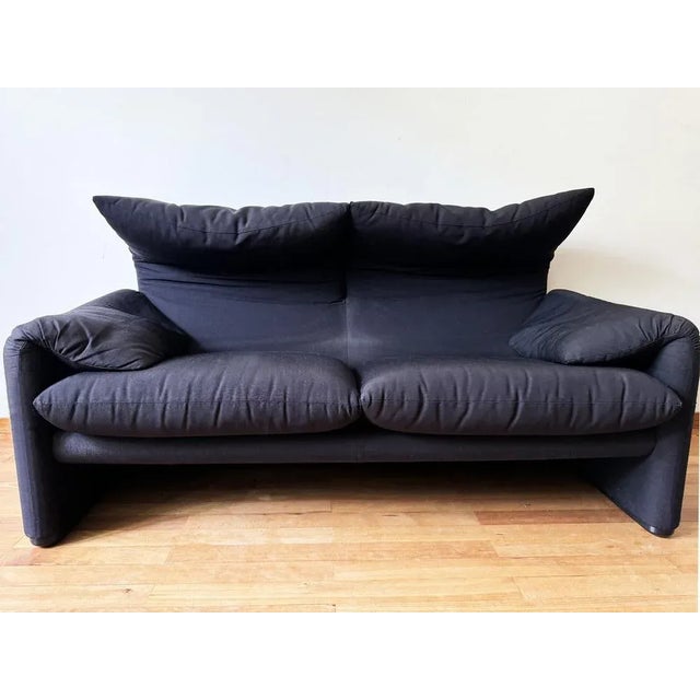 Black Black Two-Seater Loveseat Sofa by Vico Magistretti for Cassina, 80s For Sale - Image 8 of 10