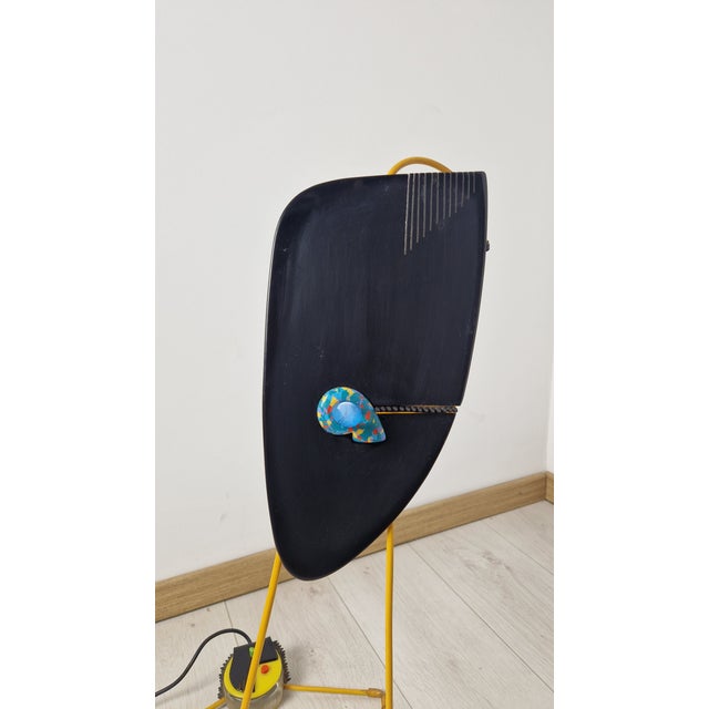 1980s Sculpture Table Lamp in Iron and Plastic, 1980s For Sale - Image 5 of 18