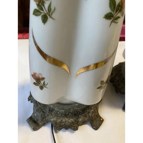 Rococo Vintage Atomic Table Lamps W/Globes and 4 Lobe Pyramid ~ Pair For Sale - Image 3 of 6