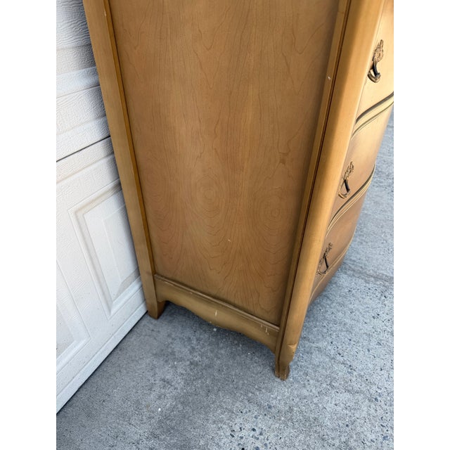 Mid 20th Century Vintage French Provincial Louis XV Style Tallboy Chest of Drawers For Sale - Image 5 of 12