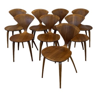 1950s Set of 8 Vintage Cherner Dining Chairs – First-Gen Plycraft Production With “Designed by Bernado” Labels For Sale
