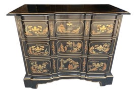 Example of Drexel Heritage Dressers and Chests of Drawers