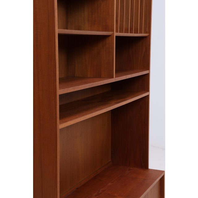 Mid-Century Danish Teak Bookcase by Poul Hundevad For Sale - Image 11 of 16