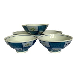 Vintage Tobe Yaki Senzan Gama Japan Footed Rice Bowl - Set of 5, Hand Painted Blue Pattern For Sale