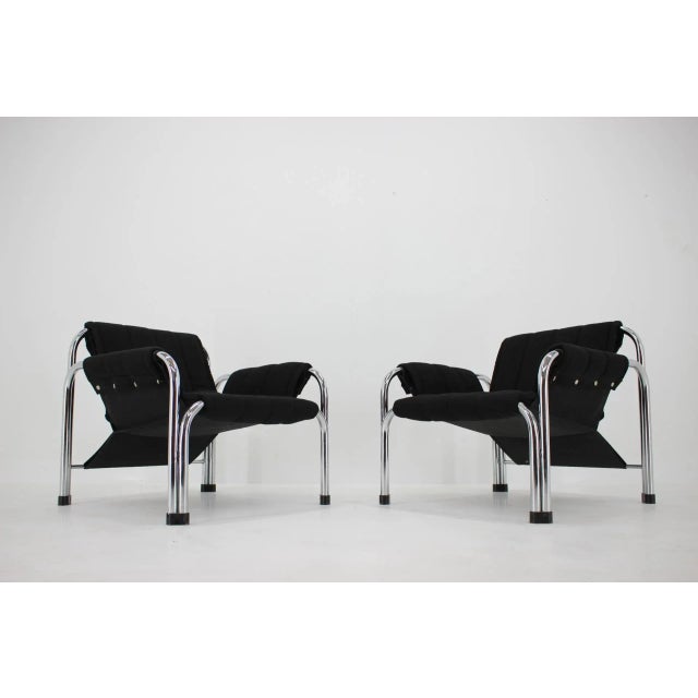 - 1980s - Made of chrome, fabric - Chrome parts re-polished - Good original condition - maker: Kodreta Myjava. This piece...