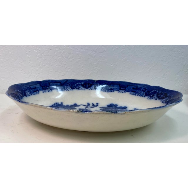 Antique Blue Willow Oval Serving Bowl Made in England. For Sale In Dallas - Image 6 of 10