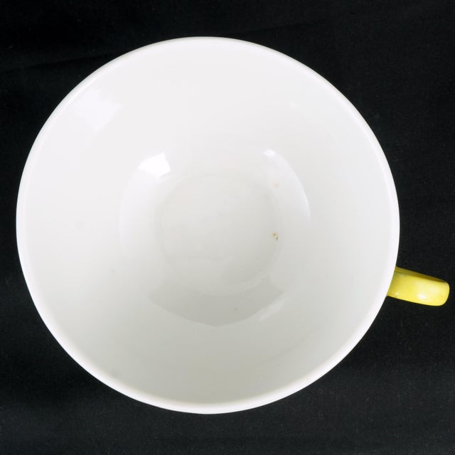 Antique Chinese Guangxu Yellow Ground Famille Rose Teacup Late Qing For Sale - Image 9 of 11
