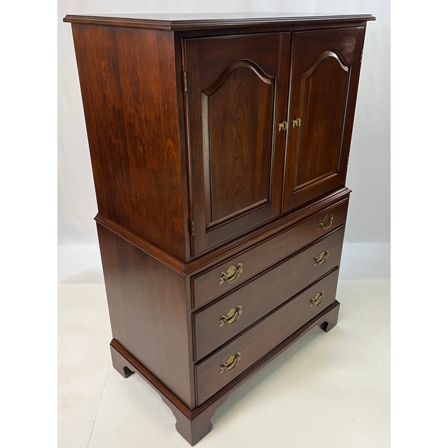 Henkel Harris Late 20th Century Henkel Harris Virginia Galleries Solid Wild Black Cherry Gentleman’s Chest For Sale - Image 4 of 17