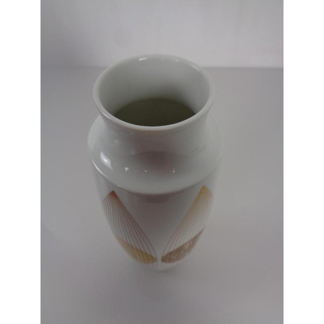 Op Art Porcelain Sphere-Ellipses Vase by E.A. Sundermann for Fürstenberg, Germany, 1970s For Sale - Image 4 of 14