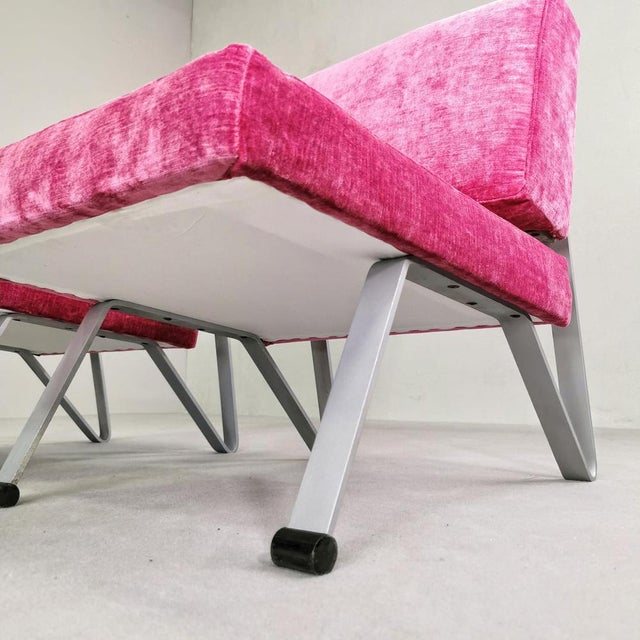 Set of Vintage Armchairs in Fuchsia Velvet, 1960s For Sale - Image 12 of 14