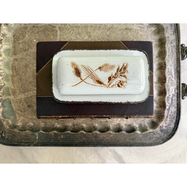 The Wild Oats pattern from Midwinter's celebrated Stonehenge collection captures the relaxed beauty of the English...