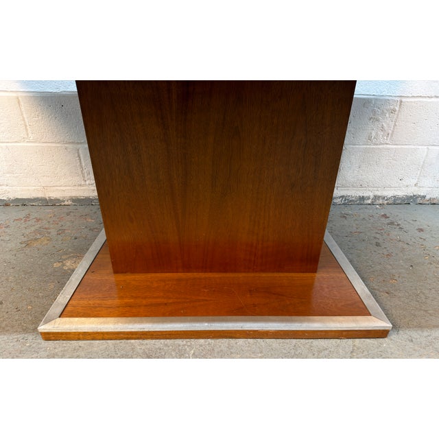 Mid-Century Walnut Dining Table Attributed to Milo Baughman for Founders For Sale - Image 9 of 13