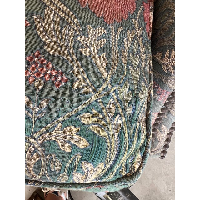 William Morris - Style Fabric Mid Century Down Chinese Chippendale Camelback Settee Sofa Couch Georgian Design For Sale - Image 16 of 18